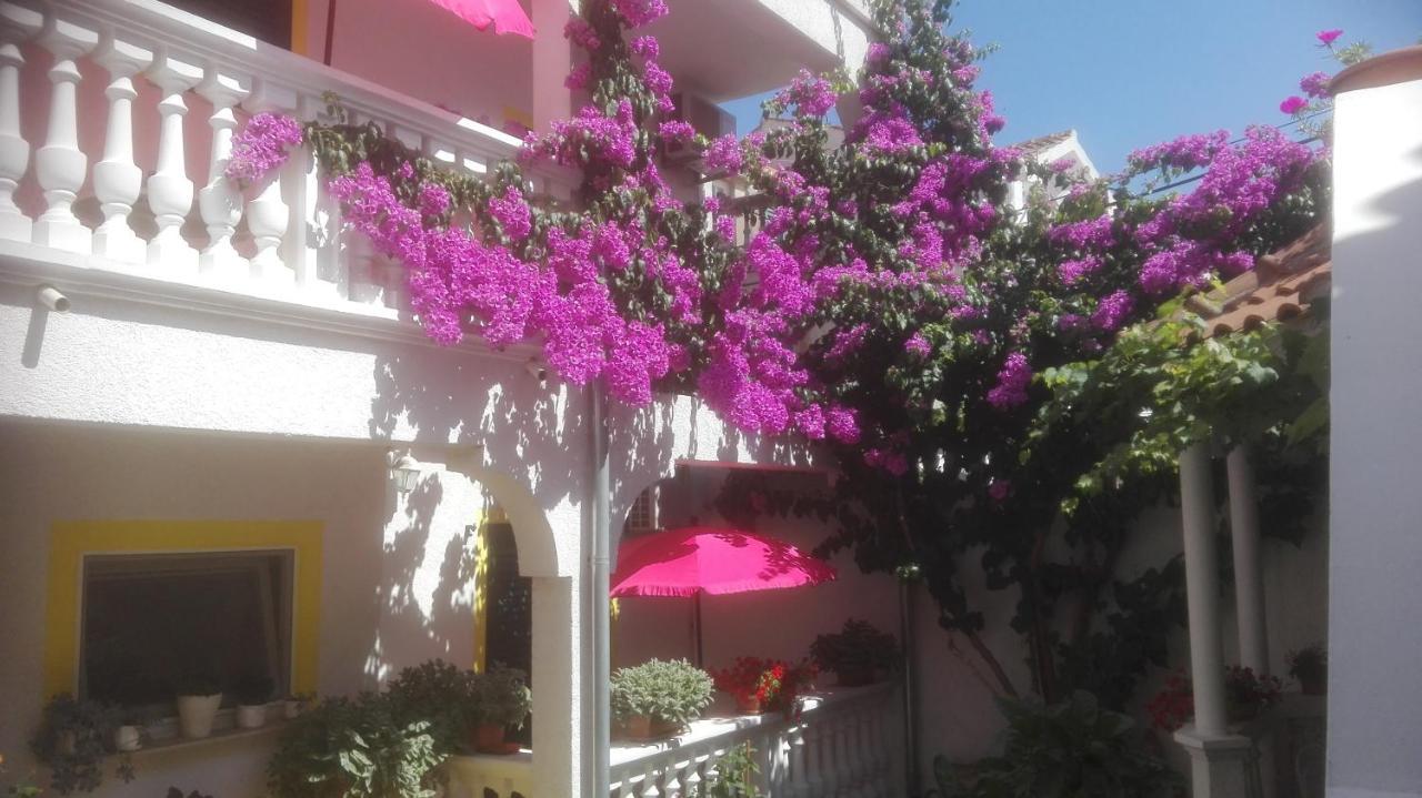 Apartments Vodice Marica Екстериор снимка